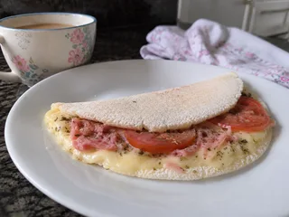 Tapioca pizza de frigideira